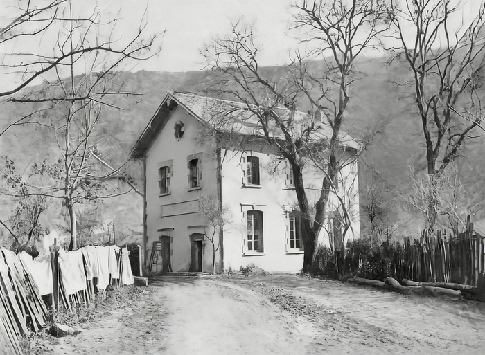 [Maison d'école]